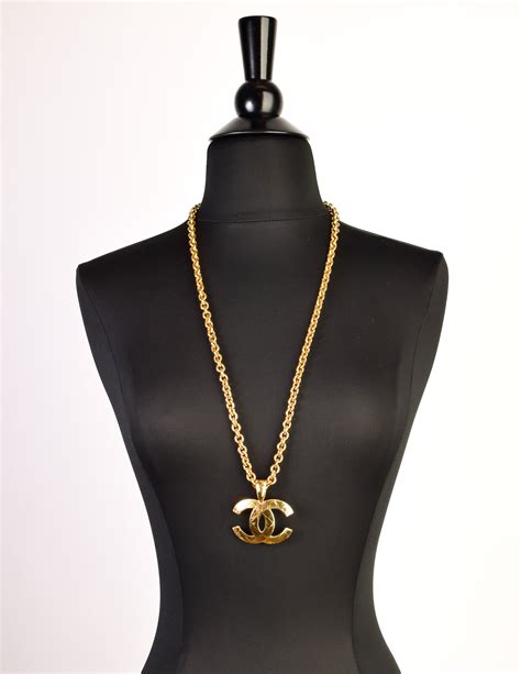 classic cc chanel necklace